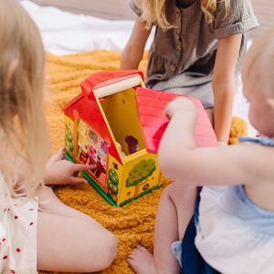 Занимателна къщичка - Melissa and Doug